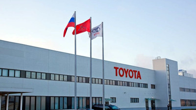 Toyota Rusya’daki üretimini durdurdu