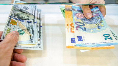 Dolar 14,72, euro 16,21 TL seviyesinden haftayı kapattı