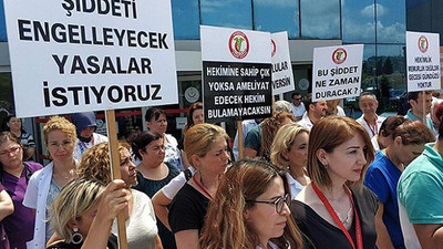 Sağlıkta şiddet sürüyor: Hasta yakını doktora bıçak çekip darp etti