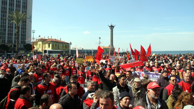 DİSK'ten İzmir'de miting: İşçiler kefen giyip tabut taşıdı