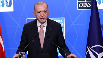 Erdoğan'dan NATO'ya çağrı: Türkiye'ye uyguladığınız silah ambargosunu kaldırın