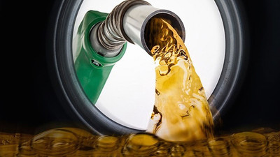 Benzine dün gelen zam üzerine bir zam daha