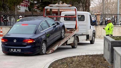 Tazminatını alamayan işçi, belediyenin makam aracını haczettirdi