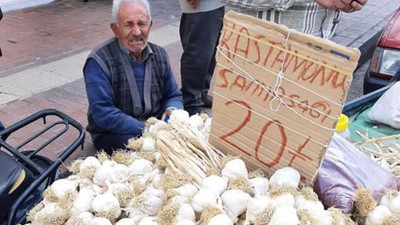 Yaşlı adam, terazisine el konulması karşısında gözyaşlarını tutamadı