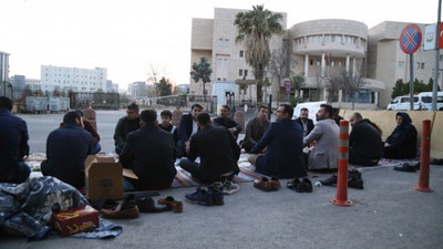 Şenyaşar ailesinin adliye önündeki iftar sofrası genişledi