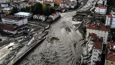 Bozkurt'ta heyelan meydana geldi