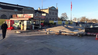 Kadıköy Meydanı'ndaki kaçak yapılar yıkılıyor