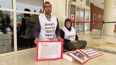 Adalet Nöbeti tutan Emine Şenyaşar 'hakaret' gerekçesiyle karakola götürüldü