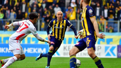 Ankaragücü ve Ümraniyespor Süper Lig'e yükseldi