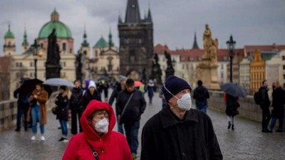 Çekya’da sağlık kurumlarında maske zorunluluğu sona erecek