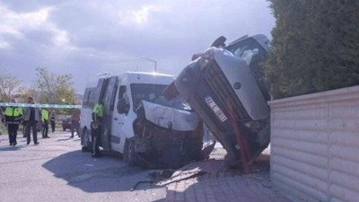 Konya'da iki okul servisi çarpıştı: 9'u öğrenci 14 yaralı