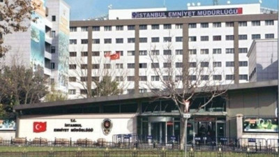 Bir yurttaş İstanbul Emniyet Müdürlüğü önünde intihar etmek istedi