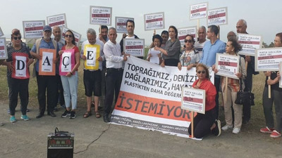 Hatay'da plastik fabrikası protestosu: Zehir solumak istemiyoruz