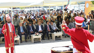 Kürtçe müziğe bir engel de rektörden: ‘Bu benim ideolojime uygun değil’