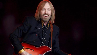 Ünlü rock müzik santçısı Tom Petty yaşamını yitirdi