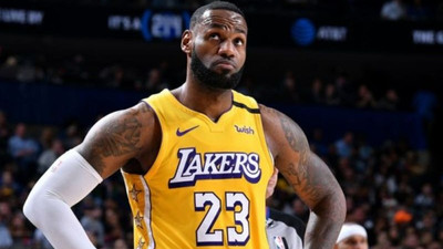 Hedefine ulaştı: LeBron James, Forbes'in milyarderler listesinde