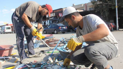 Geri dönüşüm işçileri: Bu iş zordur, tozdur, kimyasaldır