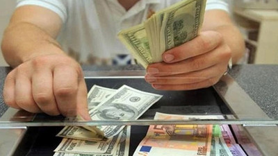 Dolar 17,30 TL’den, euro da 18,15 TL’den haftayı kapattı