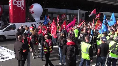 Paris Havalimanı işçileri iş bıraktı: Orly ve Charles De Gaulle havalimanlarında 100 uçuş iptal edildi