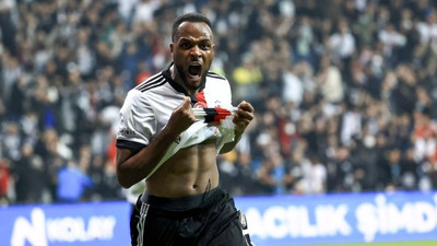 Beşiktaş'a veda eden Cyle Larin, Premier Lig'de forma giyecek