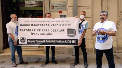 Halk otobüsü şoförleri İETT önünde 'casus kamera' açıklaması yaptı