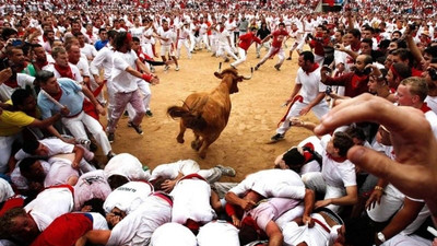 İspanya’daki San Fermin Festivali'nde 5 kişi yaralandı