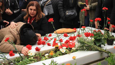 Berkin Elvan mezarı başında anıldı