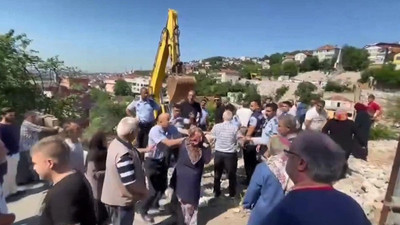 Beykoz'da yurttaşlar yıkıma engel olmak istedi; polis havaya ateş açtı