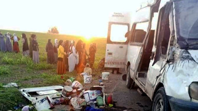 Urfa'da tarım işçilerini taşıyan araç kaza yaptı: 2 ölü, 17 yaralı