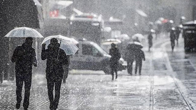 İstanbul için gök gürültülü sağanak uyarısı: 3 gün devam edecek