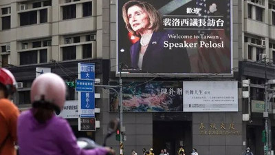 Pelosi: Çin'in Tayvan'ı tecrit etmesine izin vermeyeceğiz