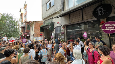 Kadın derneklerinden Kadıköy'deki cinayet mahallinde protesto