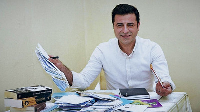 Selahattin Demirtaş Türkiye partisini yazdı