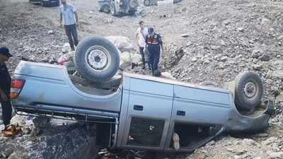 Bartın'da Orman İşletme Şefliğine ait kamyonet devrildi: 3 yaralı