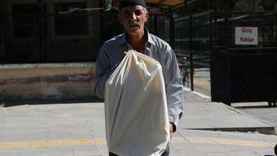 Sur'da ölen oğlunun kemiklerini 7 yıl sonra torbada teslim ettiler