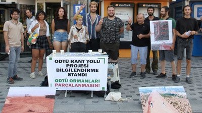 ODTÜ’lü öğrenciler, 'rant yoluna’ karşı belediye önünde stant açtı