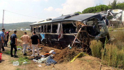 Çanakkale'de tur otobüsü devrildi: 1 ölü, 54 yaralı