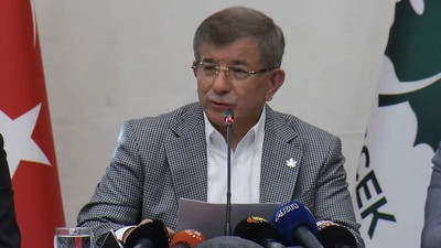 Davutoğlu bürokratlara seslendi: Titanic batıyor, cumhurbaşkanı hepinizi birer birer feda edecek