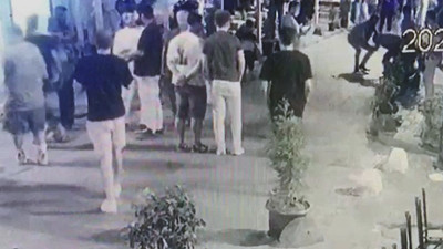 Taksim'de tartıştığı kişiyi onlarca insanın içinde bıçaklayarak öldürdü