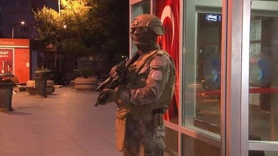 İstanbul'da hastane önünde silahlı saldırı: 1 ölü, 2 yaralı