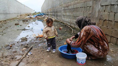 Suriye'deki kolera salgını Türkiye sınırına ulaştı: En az 29 kişi öldü