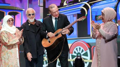 Yusuf İslam Saray'da konser verdi, Erdoğan'a gitar hediye etti