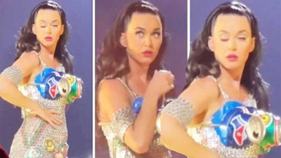 Katy Perry'den açıklama: 'Gözüm düşmedi, şovun parçasıydı'