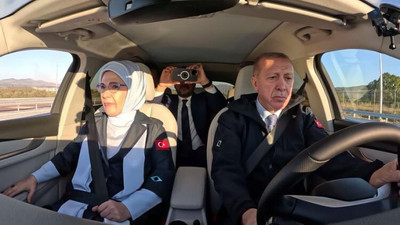 Erdoğan'dan 'Samanyolu' şarkısıyla Togg turu