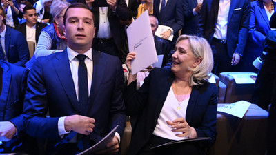 50 yıllık parti tarihinde bir ilk: Le Pen devri sona erdi