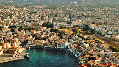 Almanlar kışı geçirmek için Girit'e akın ediyor