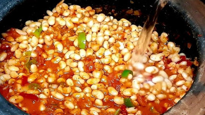 Kuru fasulye pişirirken gaz yapmaması için bu püf noktasını atlamamalısınız