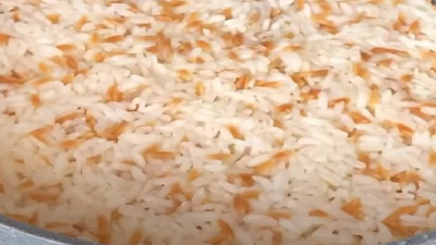 Pilav pişirme şekliniz sizi zehirleyebilir. Bu alışkanlığınızdan vazgeçmelisiniz