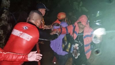 Filipinler'de sel ve heyelan felaketi: En az 26 kişi kayıp