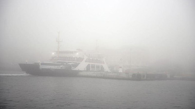 Çanakkale Boğazı sis nedeniyle transit gemilere kapatıldı